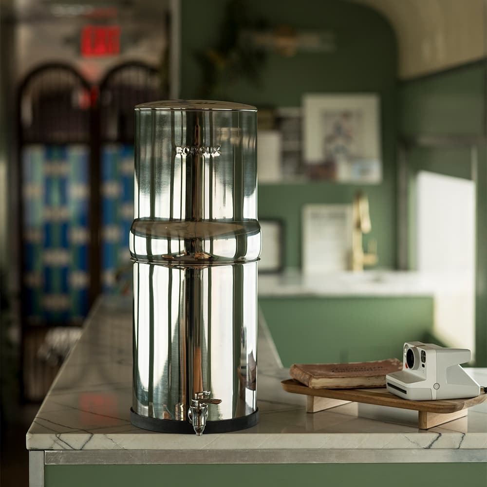 legacy.™ Water Filter System - view 2