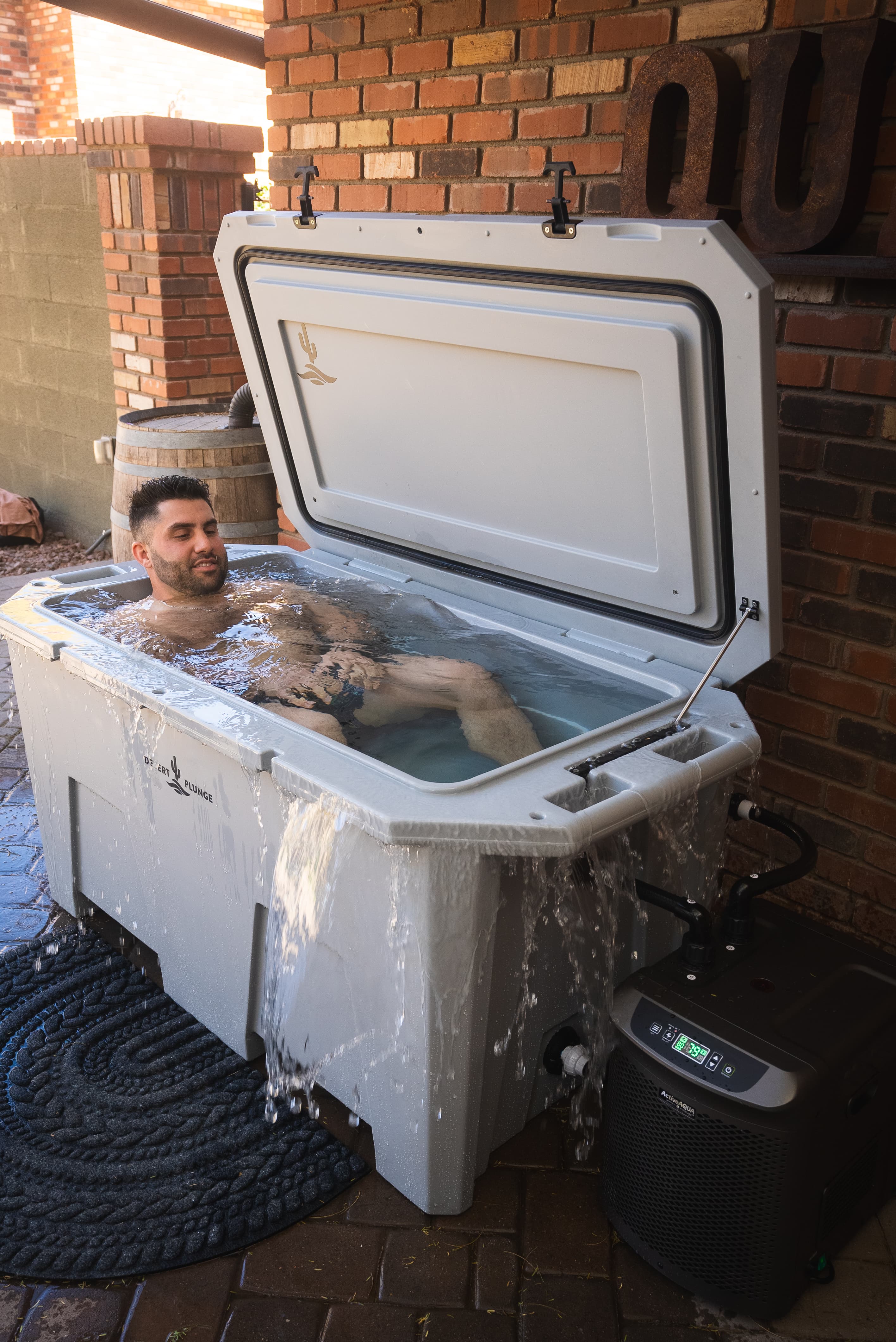 The Desert Plunge Exclusive Cold Plunge Tub - 1/4 horsepower - Gray - view 4