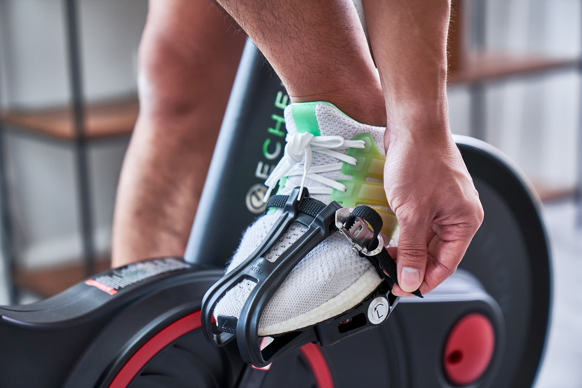 EX-5s Connect Bike - view 4