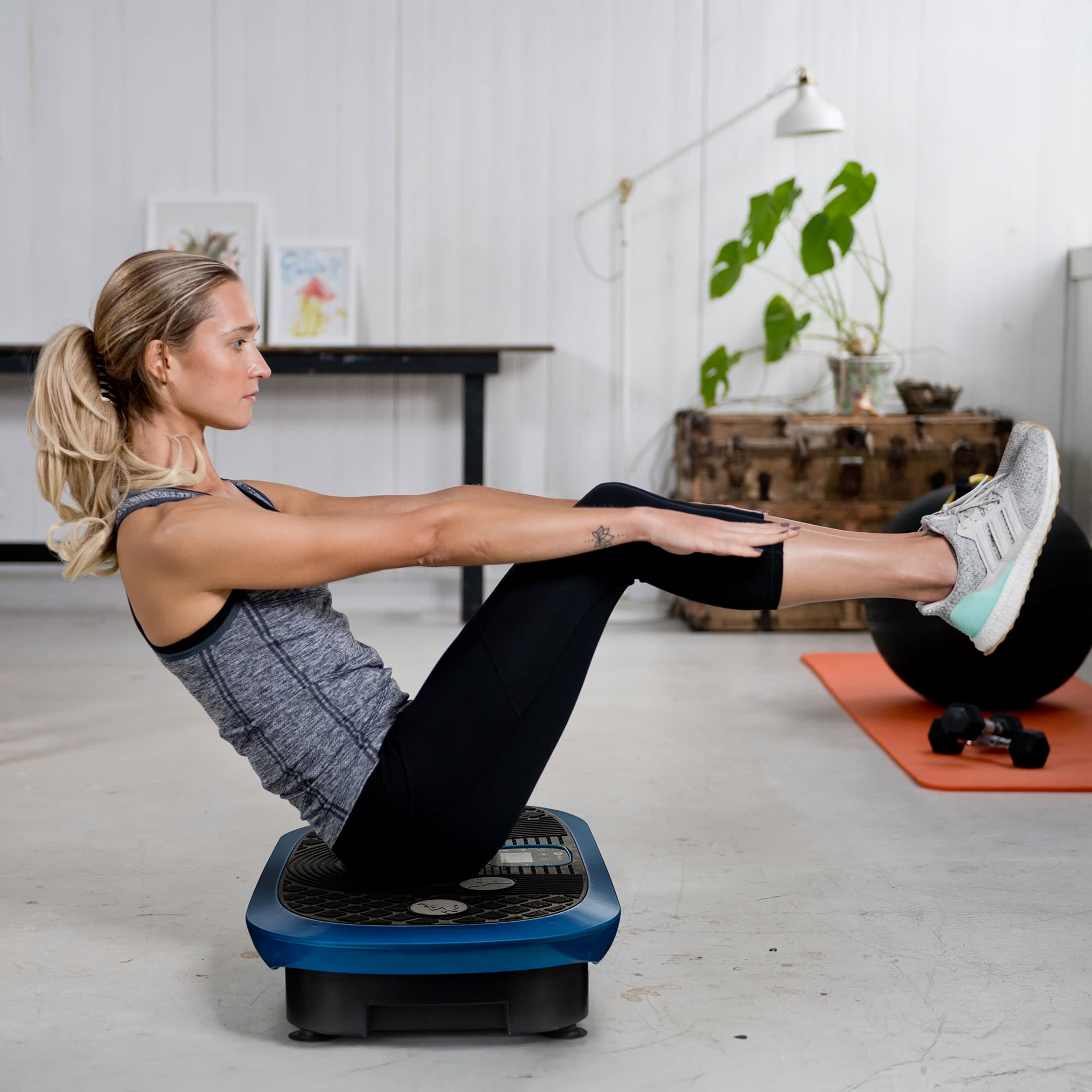 Rumblex Plus 4D Vibration Plate - view 2