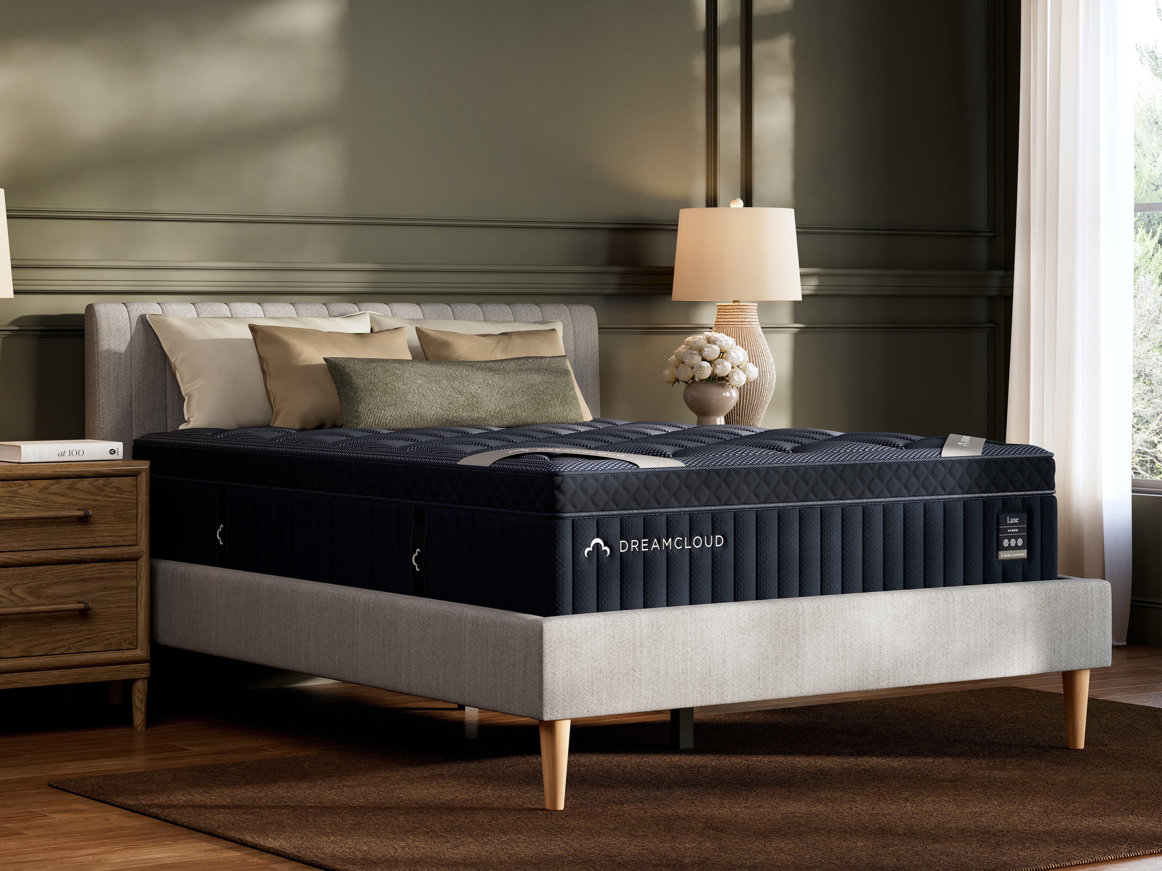 Luxe Hybrid Mattress - view 2