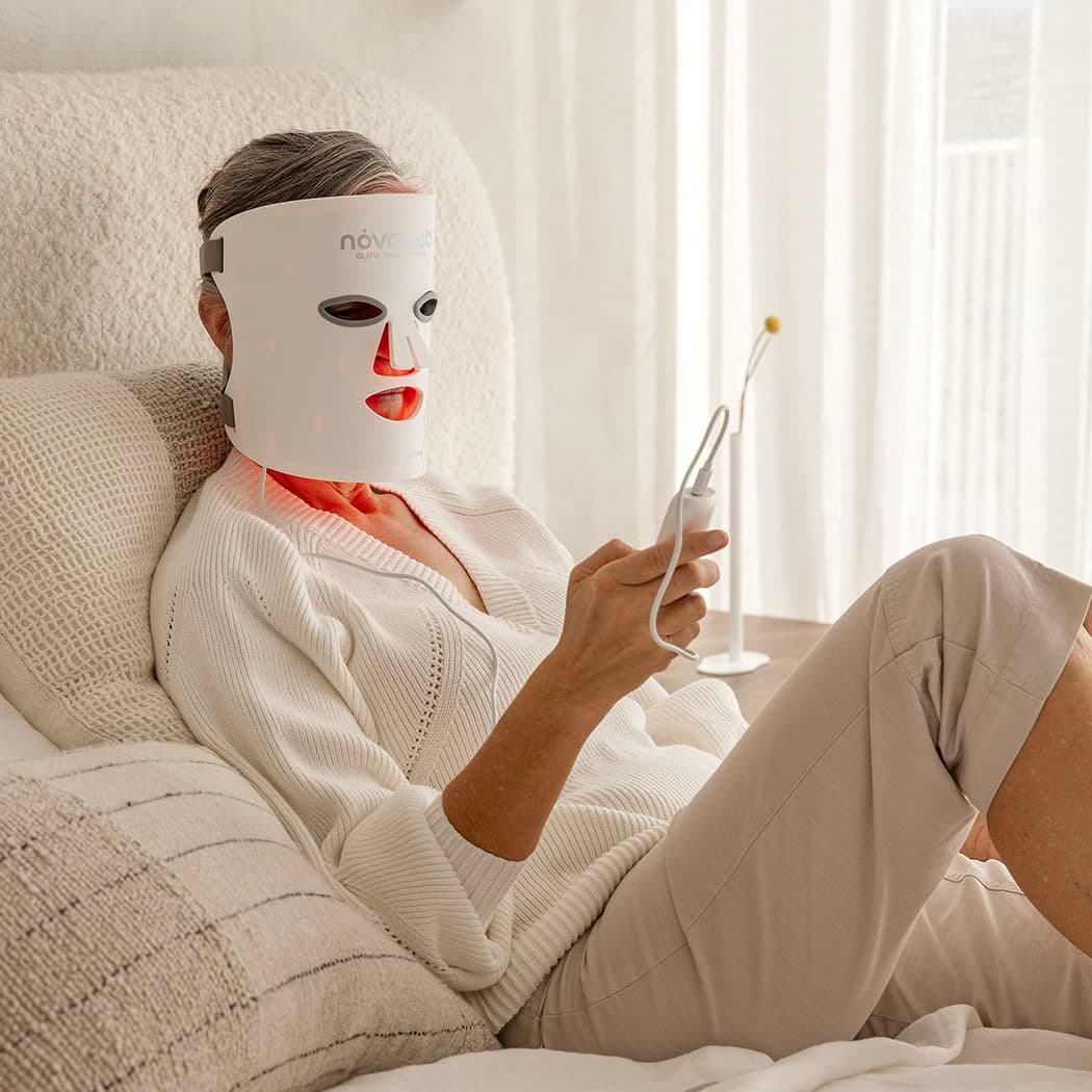 Novaa Glow Therapy Mask - view 2