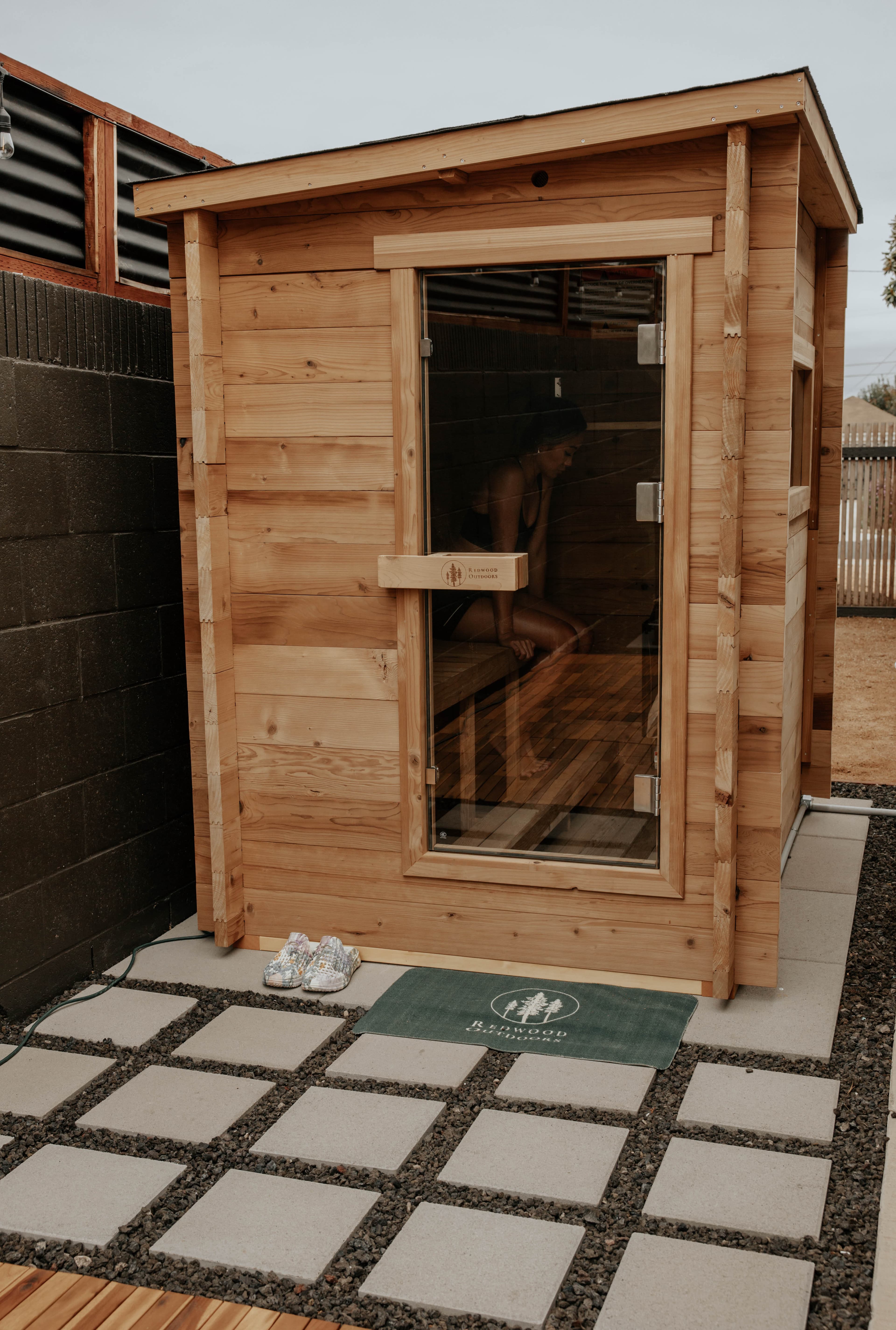 Cove Outdoor Sauna - 3 Person - view 3