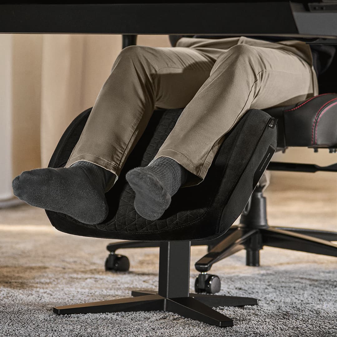 Secretlab OTTO™ Adjustable Legrest (Plushcell™ Memory Foam) - view 4