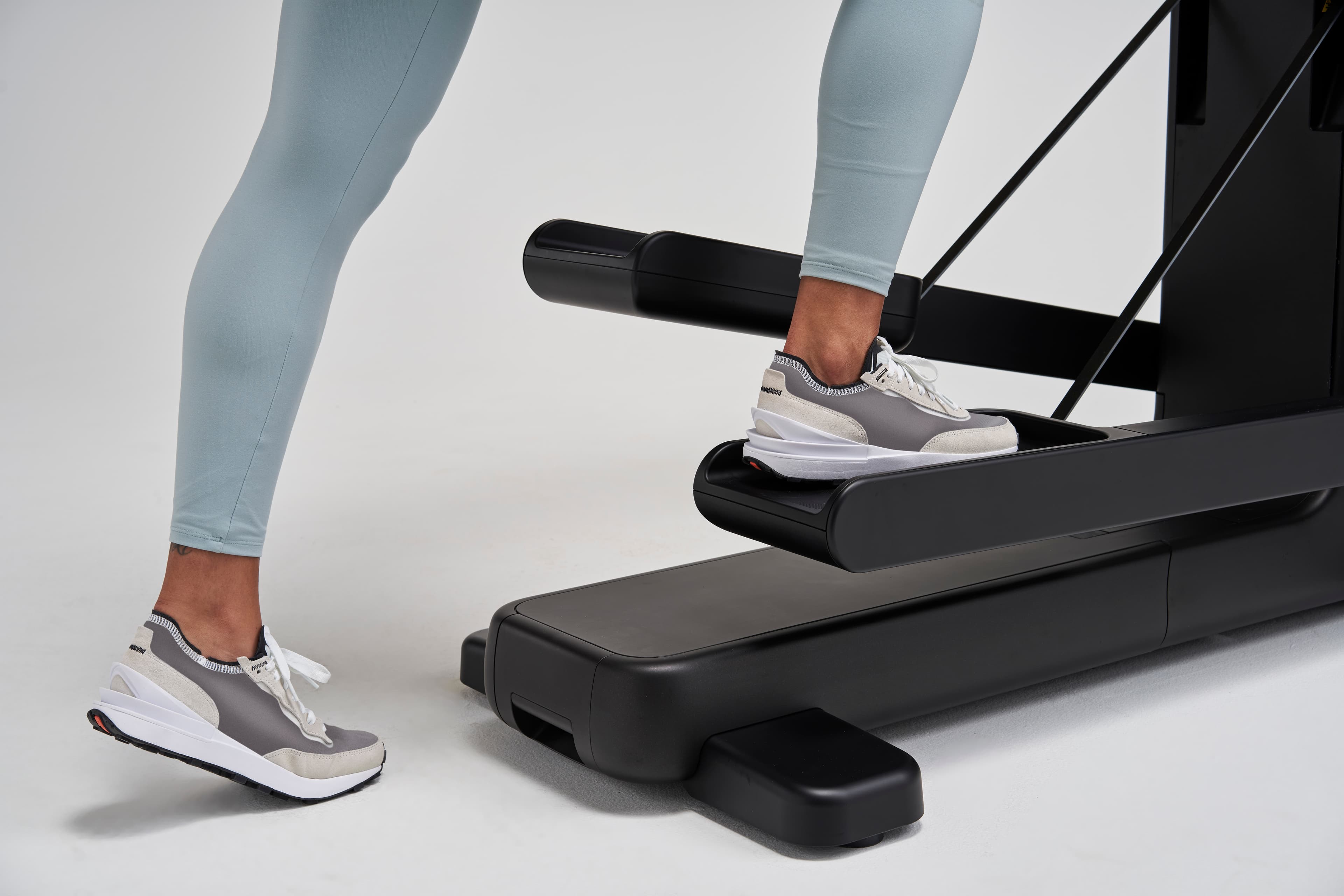 Technogym Elliptical - view 3