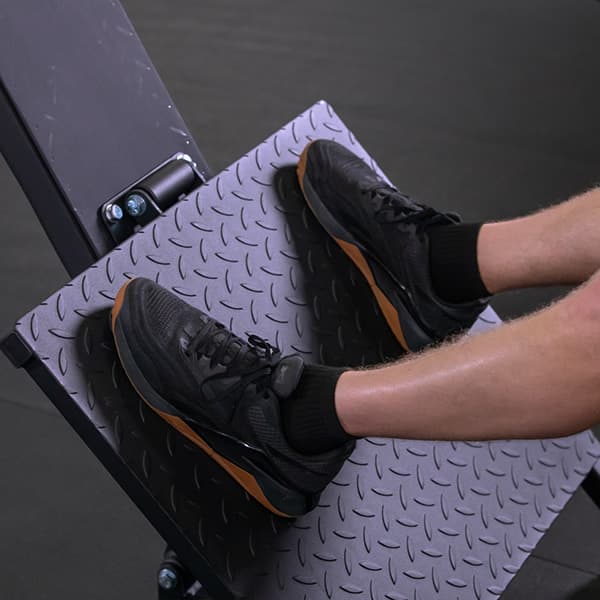 Leg Press Hack Squat Machine - view 3