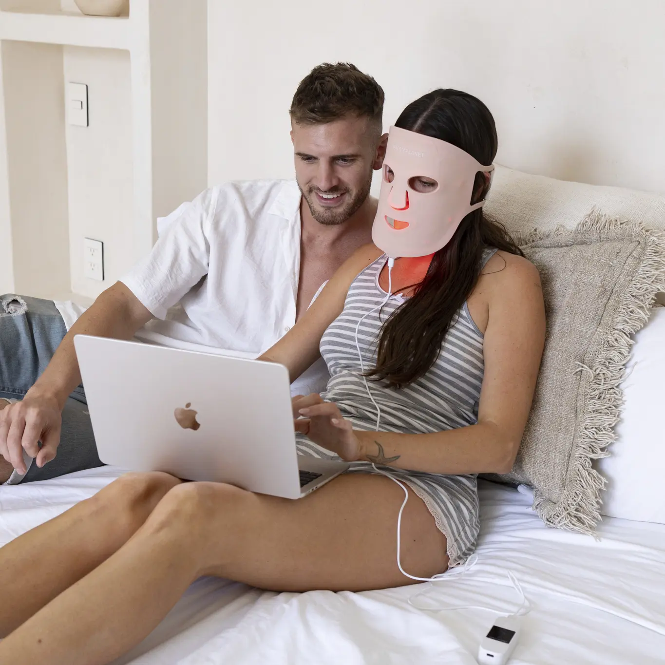 VANA LED MASK - view 4